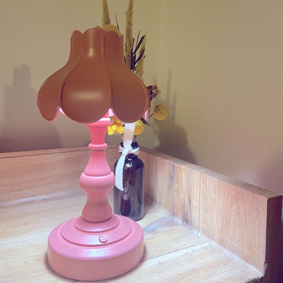 Bright and soft LED light - Picture 2 of 6